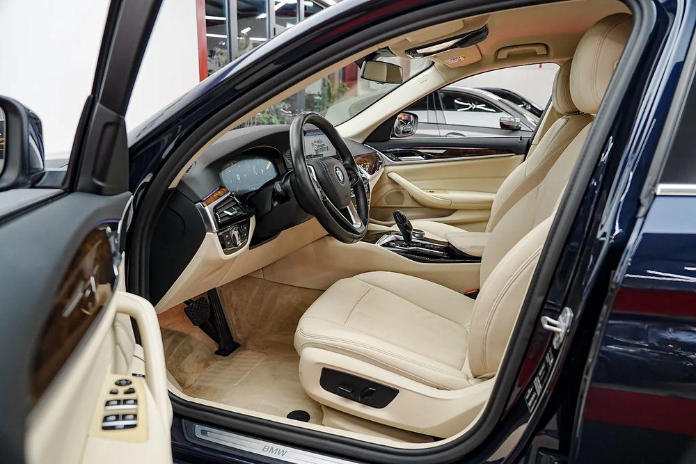 BMW Lederfarbe Oyster – Leder nachfärben für Sitze & Lenkrad - Ledertechnik-Shop