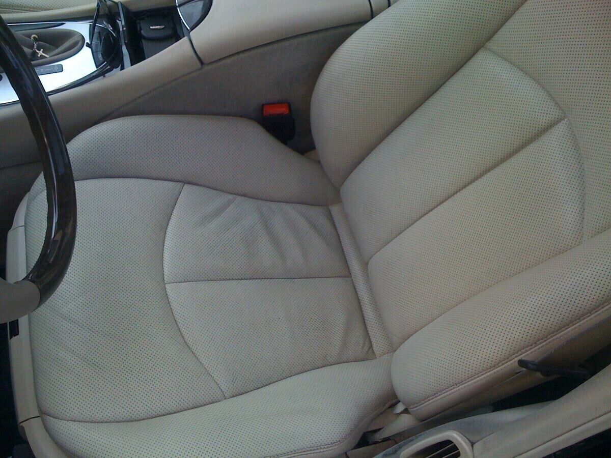 150ml BMW leather paint